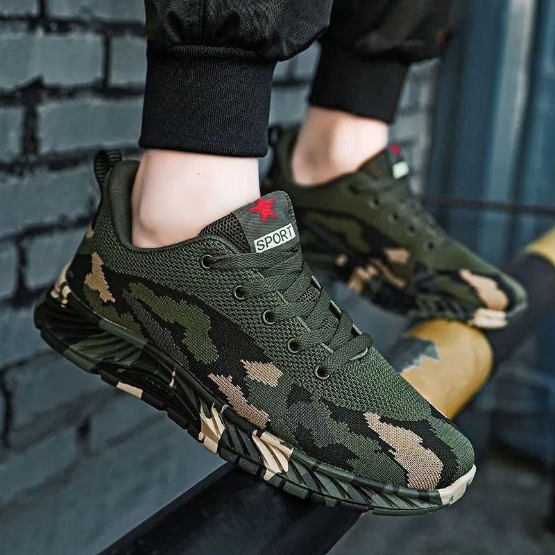 Trendy Lightweight Comfort Sneakers™