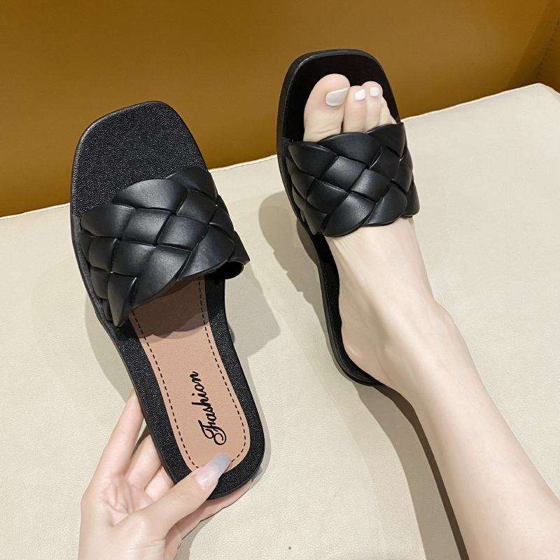 Elegant Diamond Pattern Sandals™