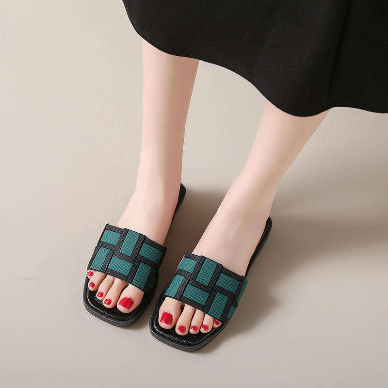 Chic Comfort Flat Slippers™