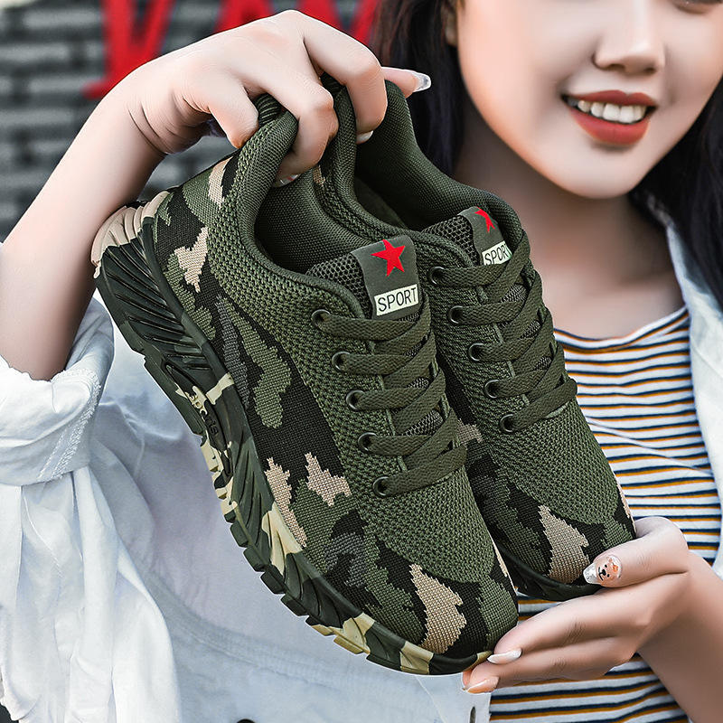 Trendy Lightweight Comfort Sneakers™